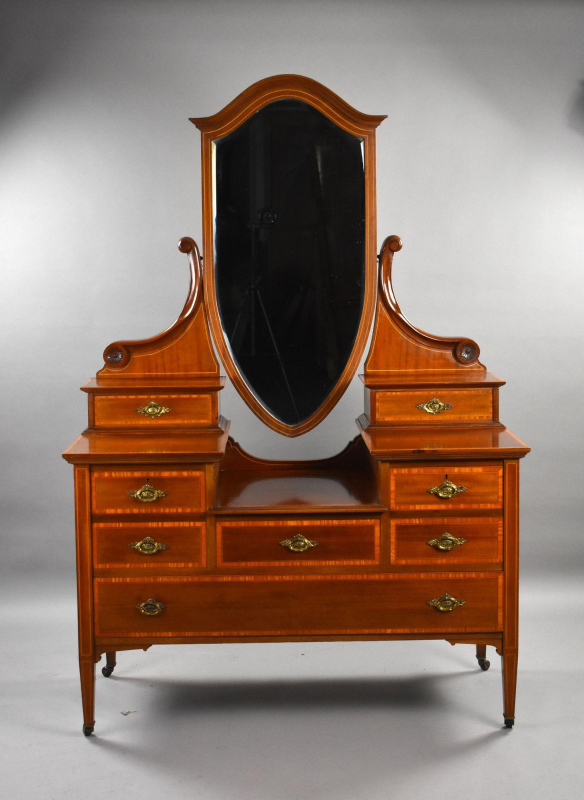 Edwardian Inlaid Mahogany Dressing Table with Mirror